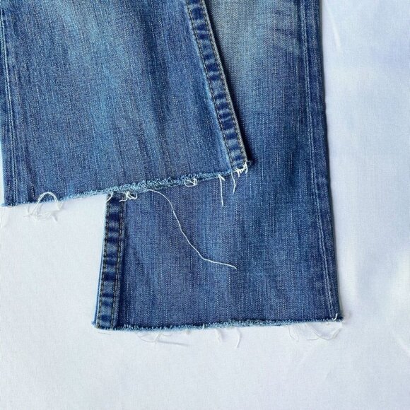 TRUE RELIGION BUDDHA BACK POCKET EMBROIDERY DISTRESSED FLARED RARE CROPPED JEANS - Picture 6 of 9